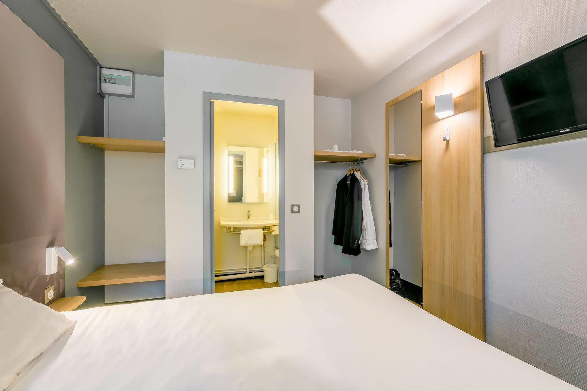 B&B Hotel Grenoble Universite 1 Gières Εξωτερικό φωτογραφία